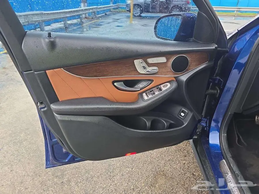 2020 مرسيدس بنز GLC300 كوب 5