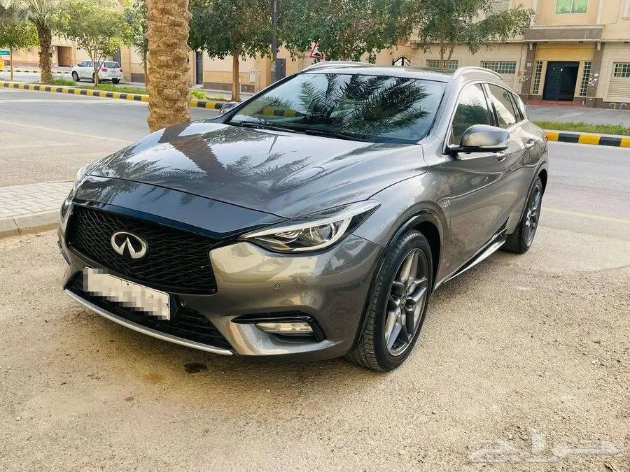انفنتي Q30 فل 2017 بحالة ممتازة 0