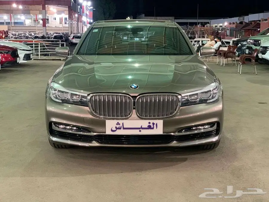 بي ام دبليو 740Liموديل 2019 فل كامل 1
