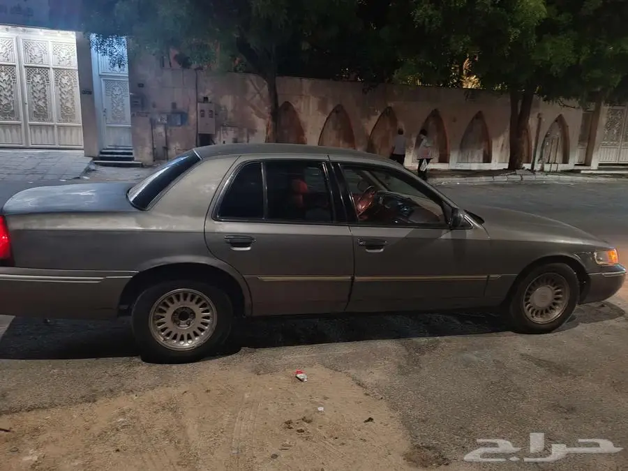 فورد جراند ماركيز موديل 99 2