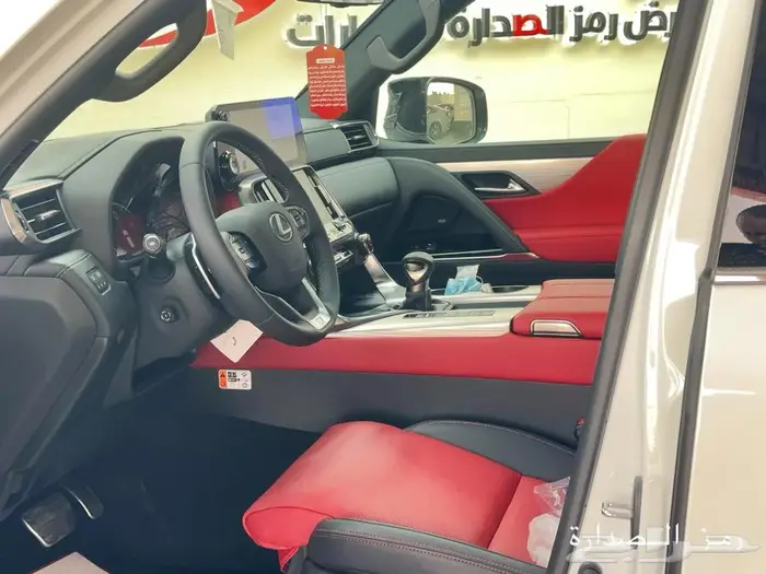 عروض لكزس LX600F-Sport 2025 كاش وتمويل وارد الساير كويتي 3
