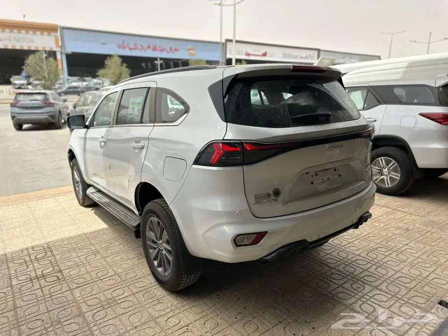ايسوزو جيب MUX فل 2025 كاش وتقسيط 8