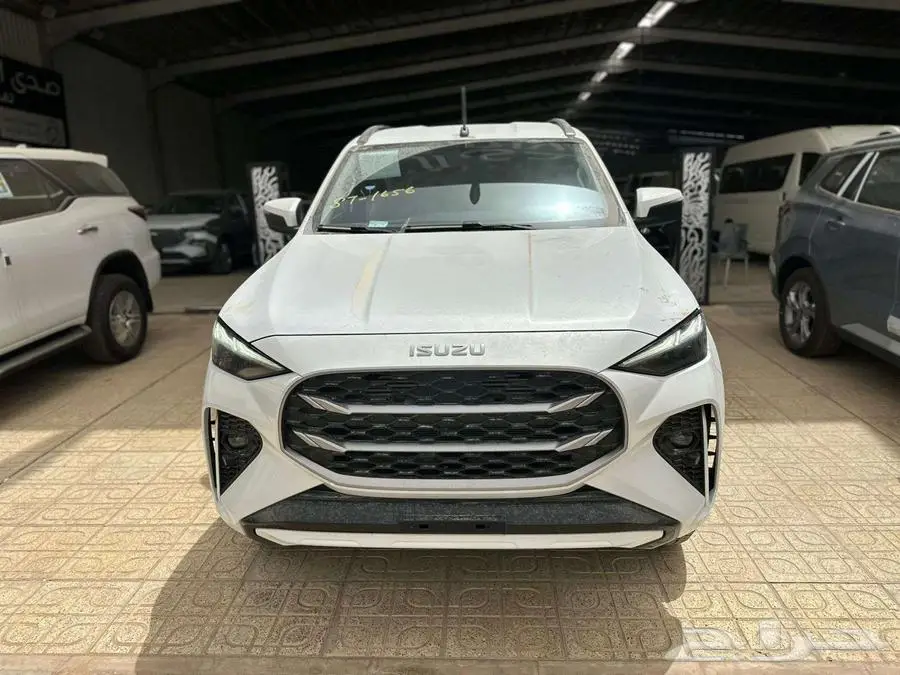 ايسوزو جيب MUX فل 2025 كاش وتقسيط 7