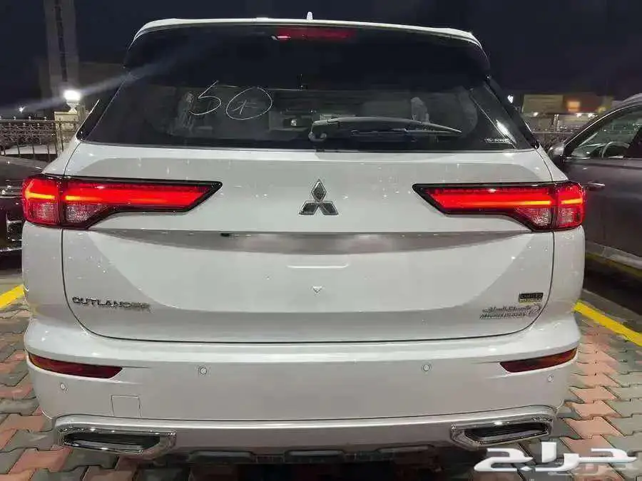 ميتسوبيشي اوتلاندر 2025 بريميوم كاش و اقساط 2