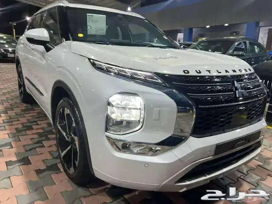 ميتسوبيشي اوتلاندر 2025 بريميوم كاش و اقساط 1