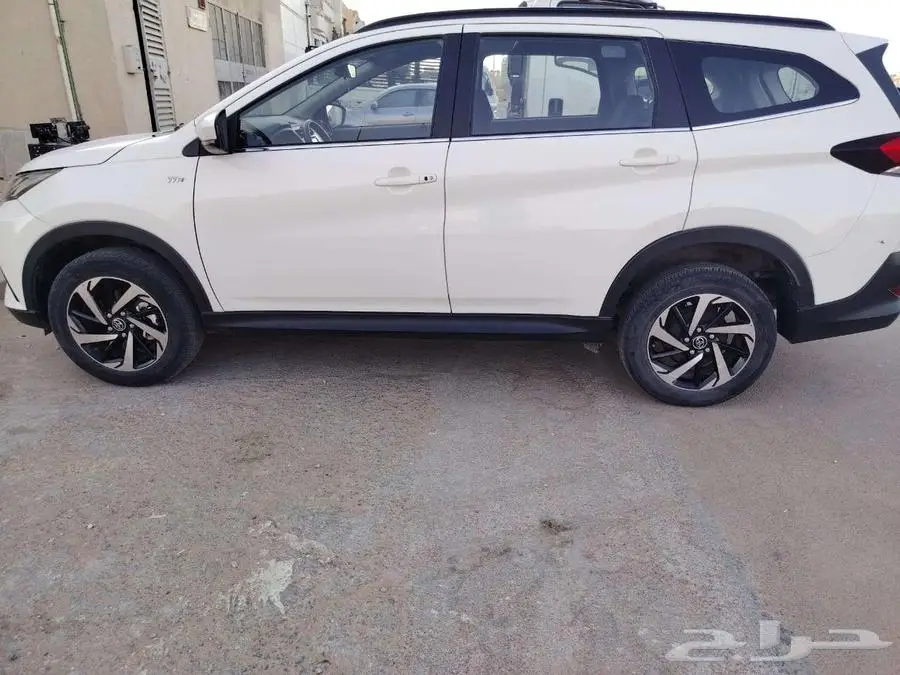 تويوتا رش اف 800 موديل 2023 6