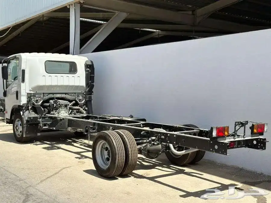 ايسوزو دينا NPR   NQR   Fr   FSR 35