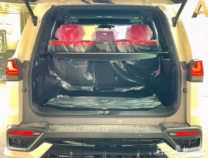 عروض لكزس LX600F-Sport 2025 كاش وتمويل وارد الساير كويتي 24