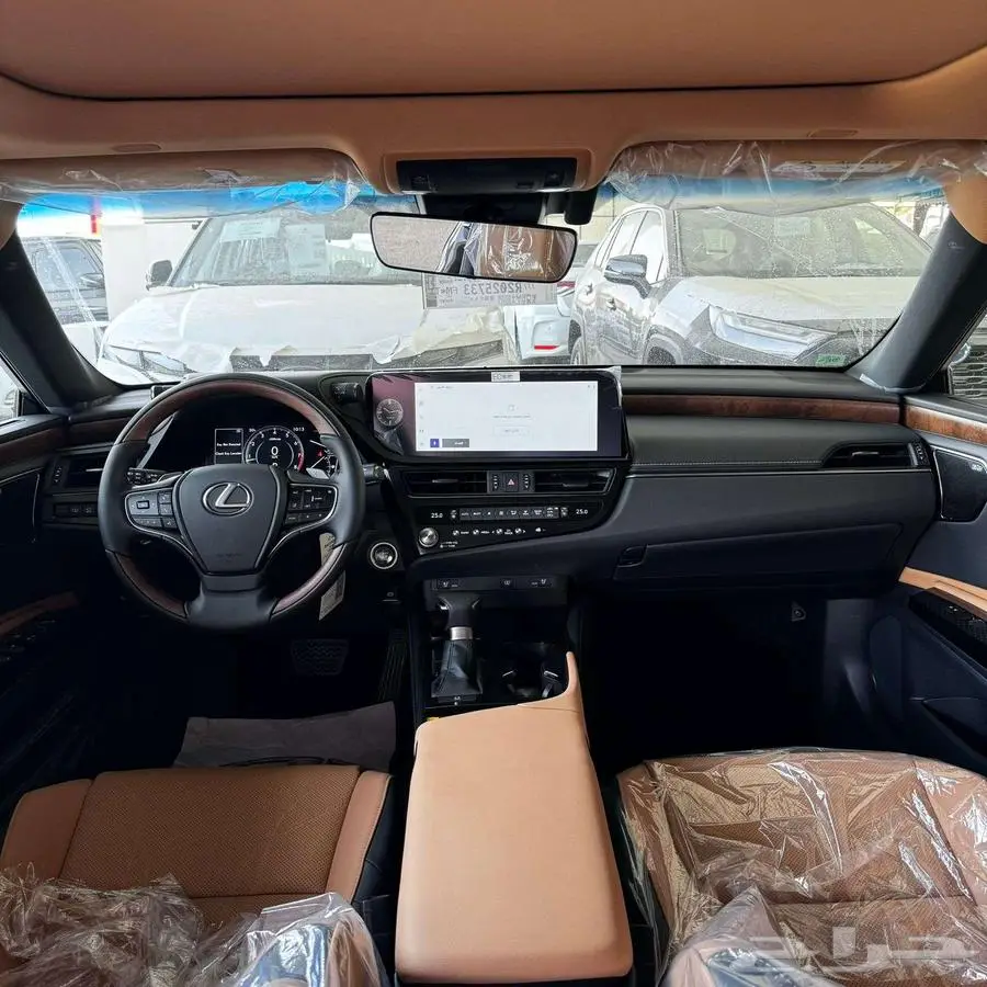 لكزس _ ES350 DD _2025 _ فل كامل لدى الفريدي 3