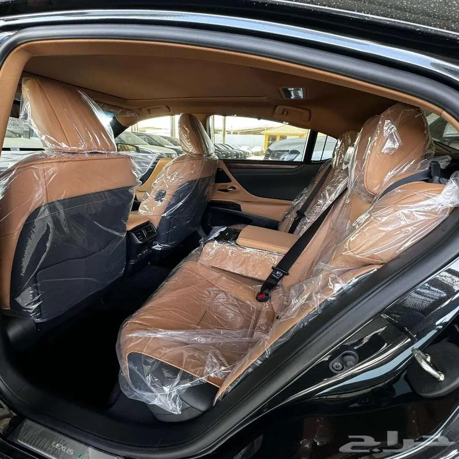 لكزس _ ES350 DD _2025 _ فل كامل لدى الفريدي 2