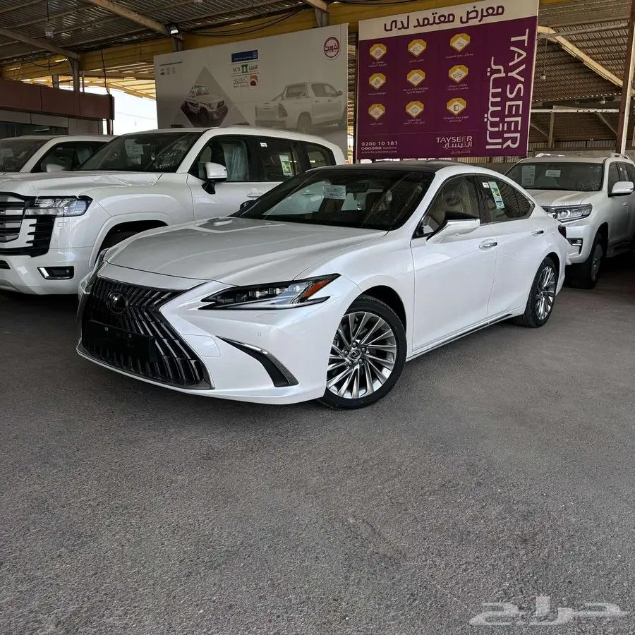 لكزس _ ES350 DD _2025 _ فل كامل لدى الفريدي 1