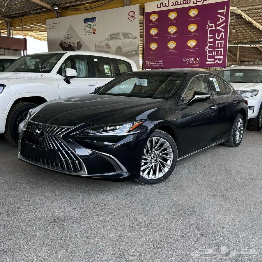 لكزس _ ES350 DD _2025 _ فل كامل لدى الفريدي 0