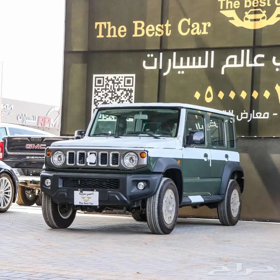 سوزوكي جمني خمس ابواب موديل 2025 1