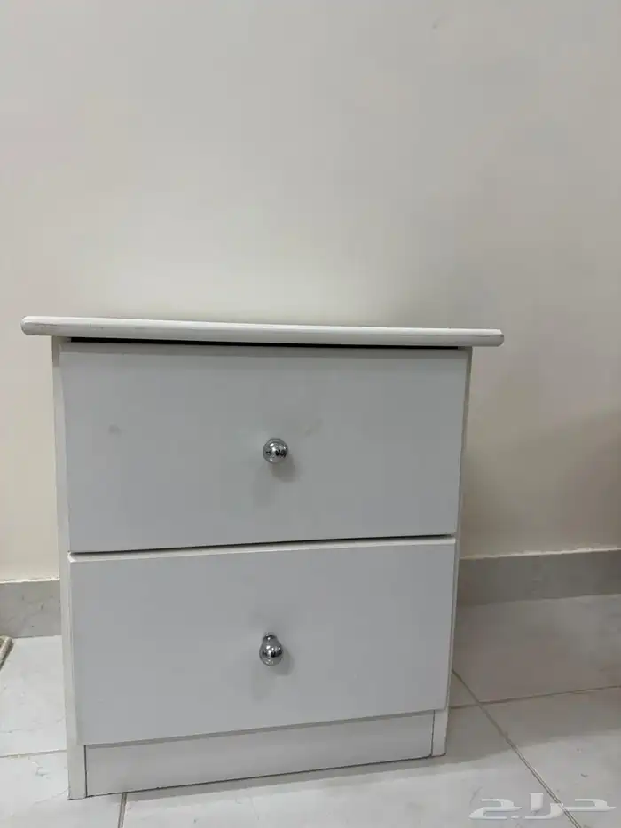 كنب وسرير للبيع 2