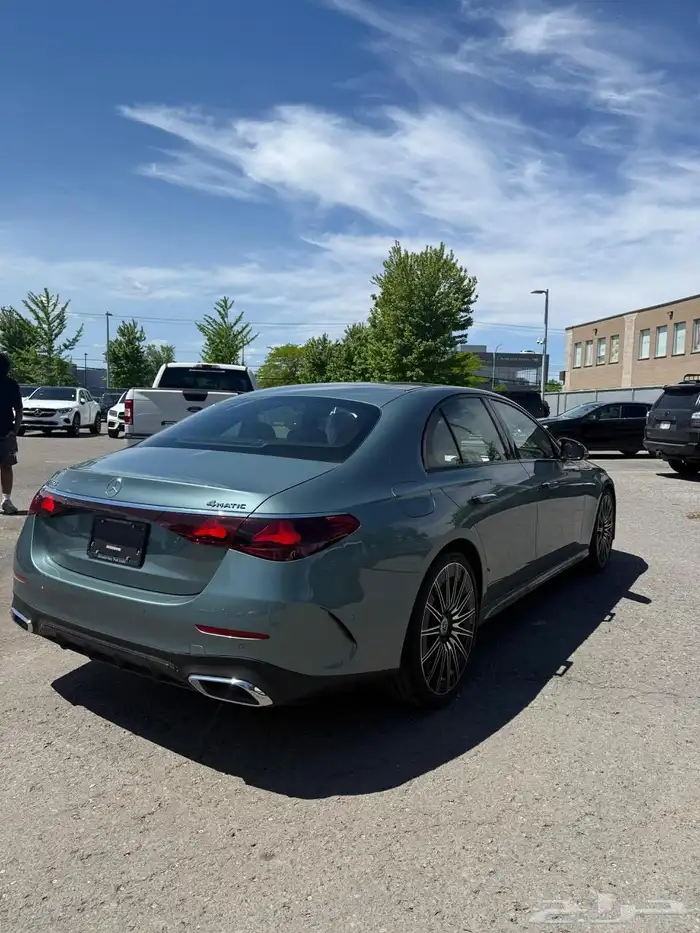 2025 Mercedes E350 4Matic AMG فل كامل 2