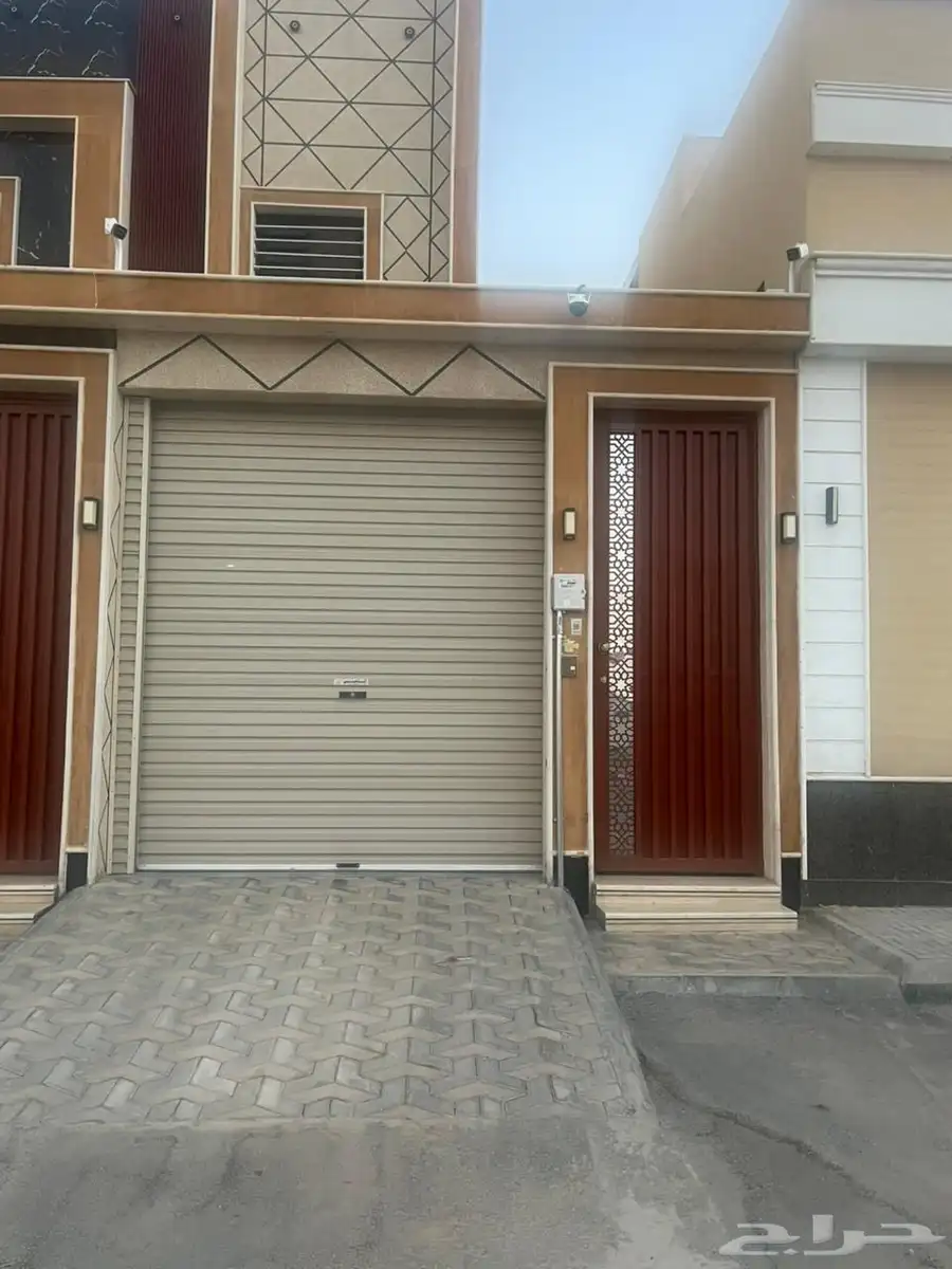 فيلا للبيع 3 ادوار تاون هاوس حي عكاظ 0