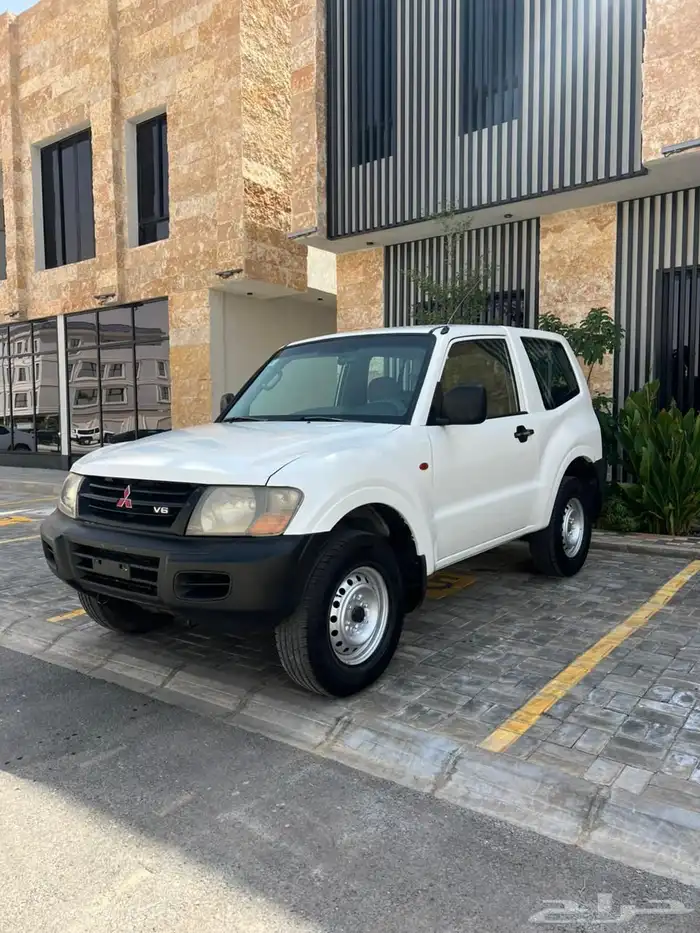 ميتسوبيشي باجيرو ربع 2002 1