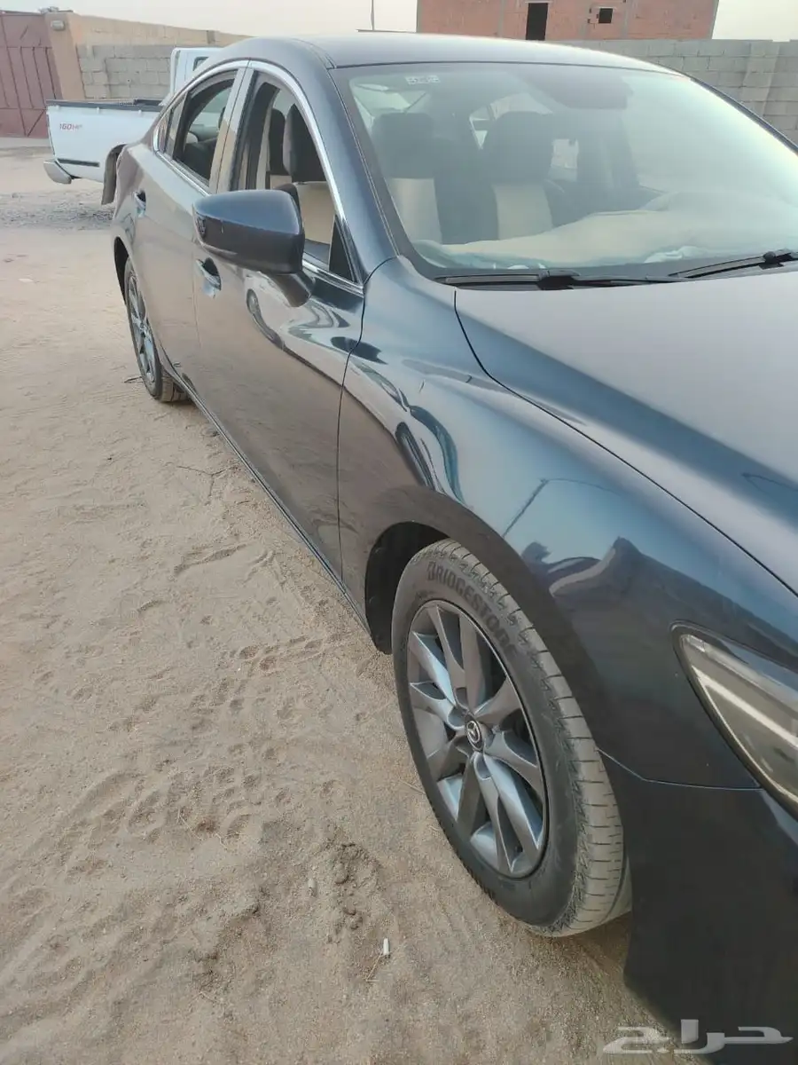 مازدا 6 للبيع موديل 2022 اللون ازرق غامق الممشى 970700 3