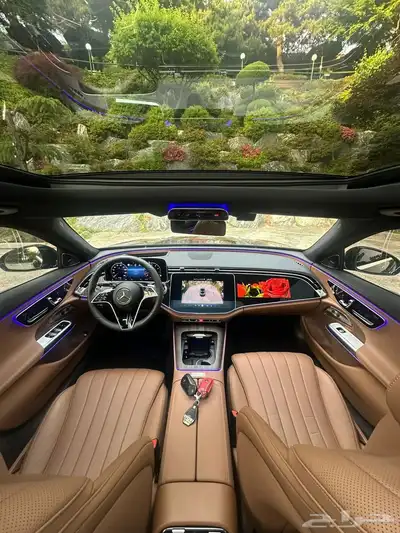 مرسيدس E300 2024 اسود 27