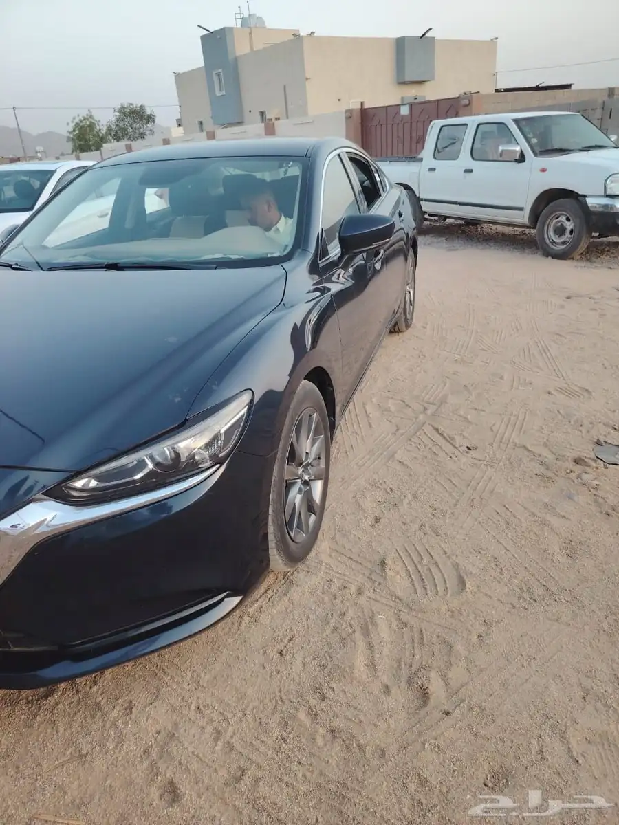 مازدا 6 للبيع موديل 2022 اللون ازرق غامق الممشى 970700 4