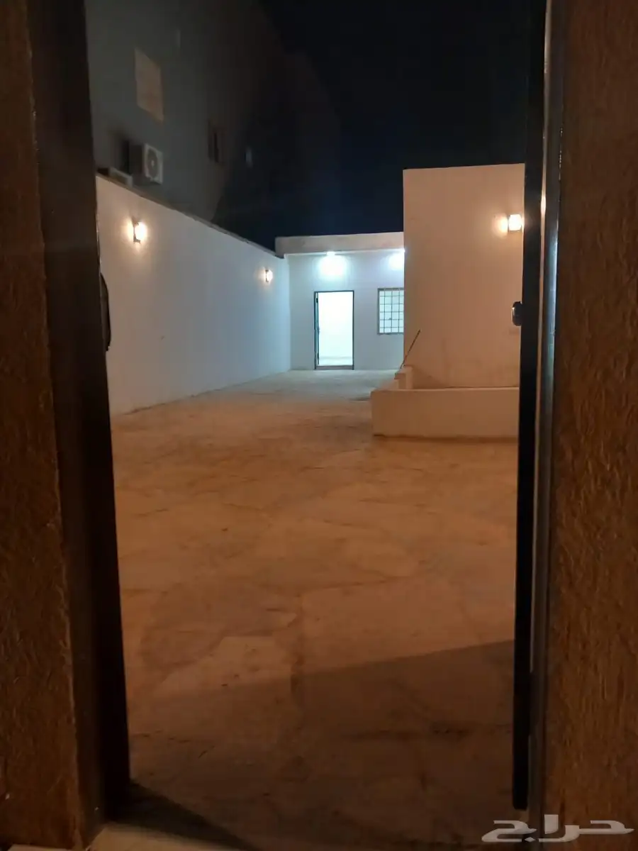 استراحة للايجار السنوي في شمال الرياض حي العارض 1