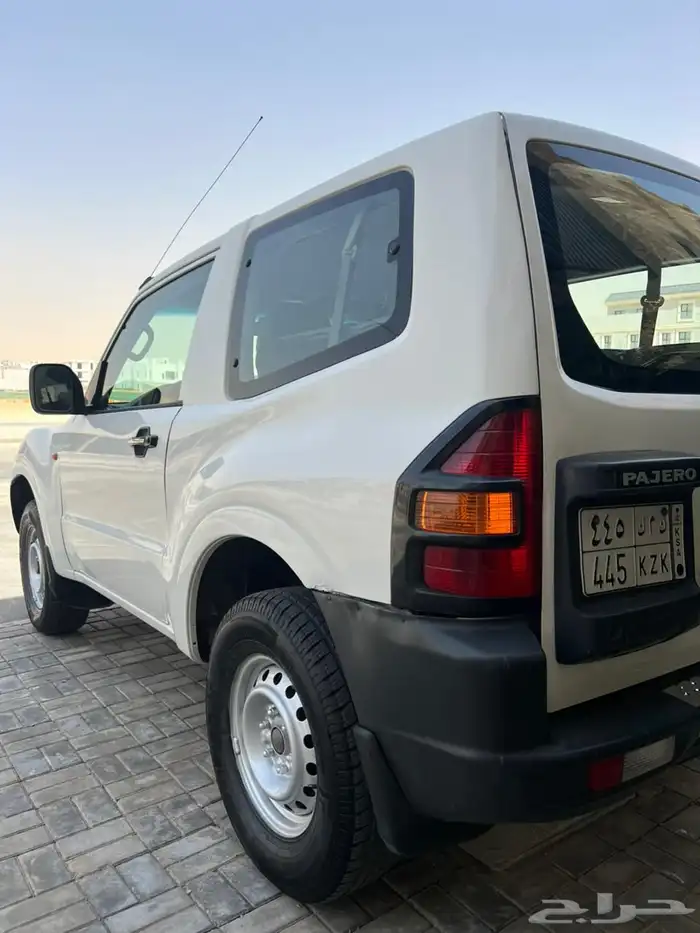 ميتسوبيشي باجيرو ربع 2002 10