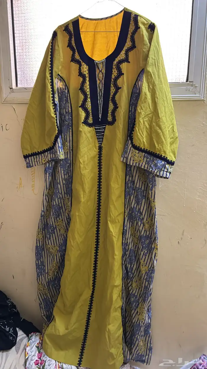 جلابيات مستعملة شبه جديدة 32