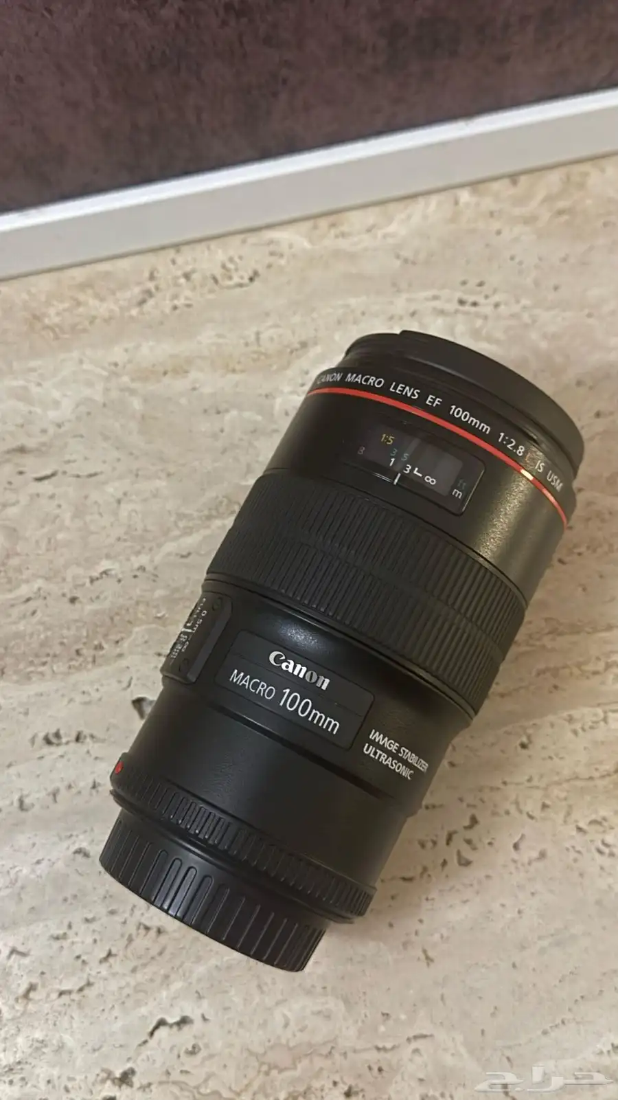 Canon EF 100mm f 2.8L Macro IS USM Lens 0