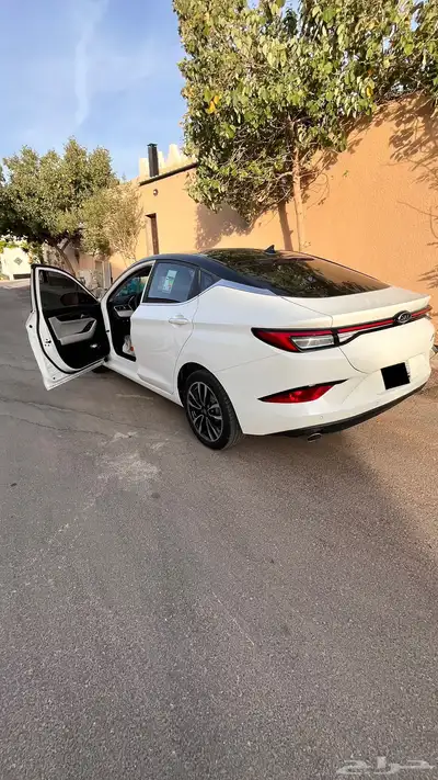 للتنازل Jac j7 6
