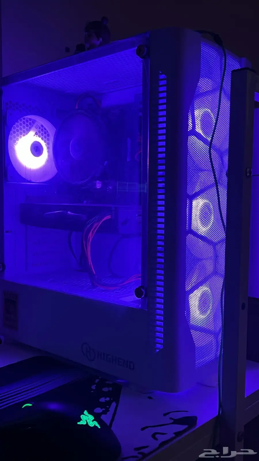Pc قيمنق للبيع 1