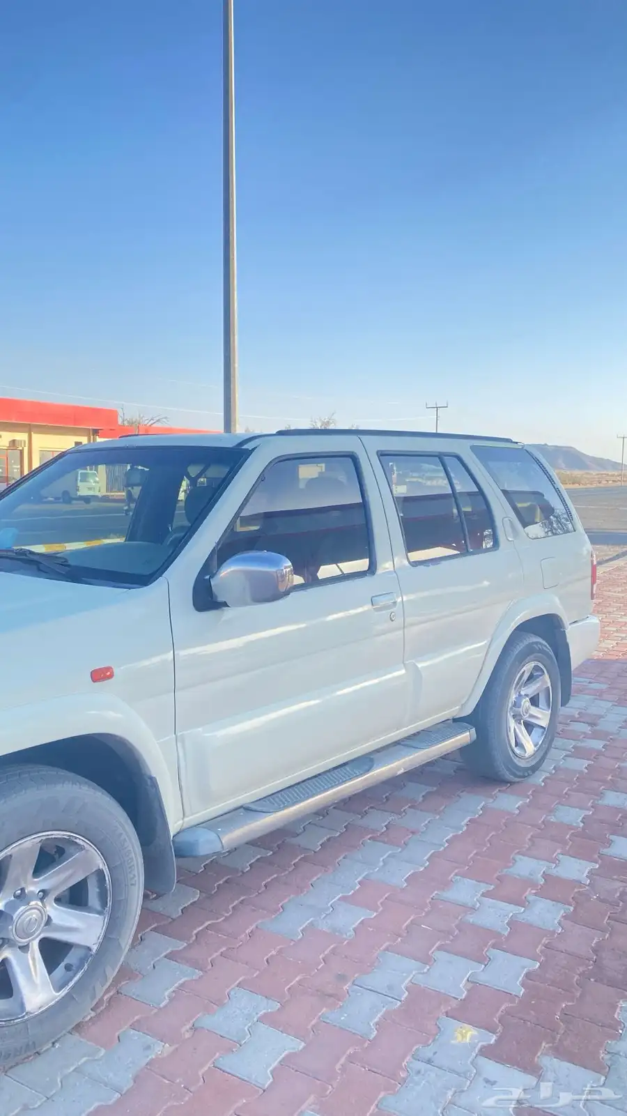 باثفندر 2003 ابيض 4