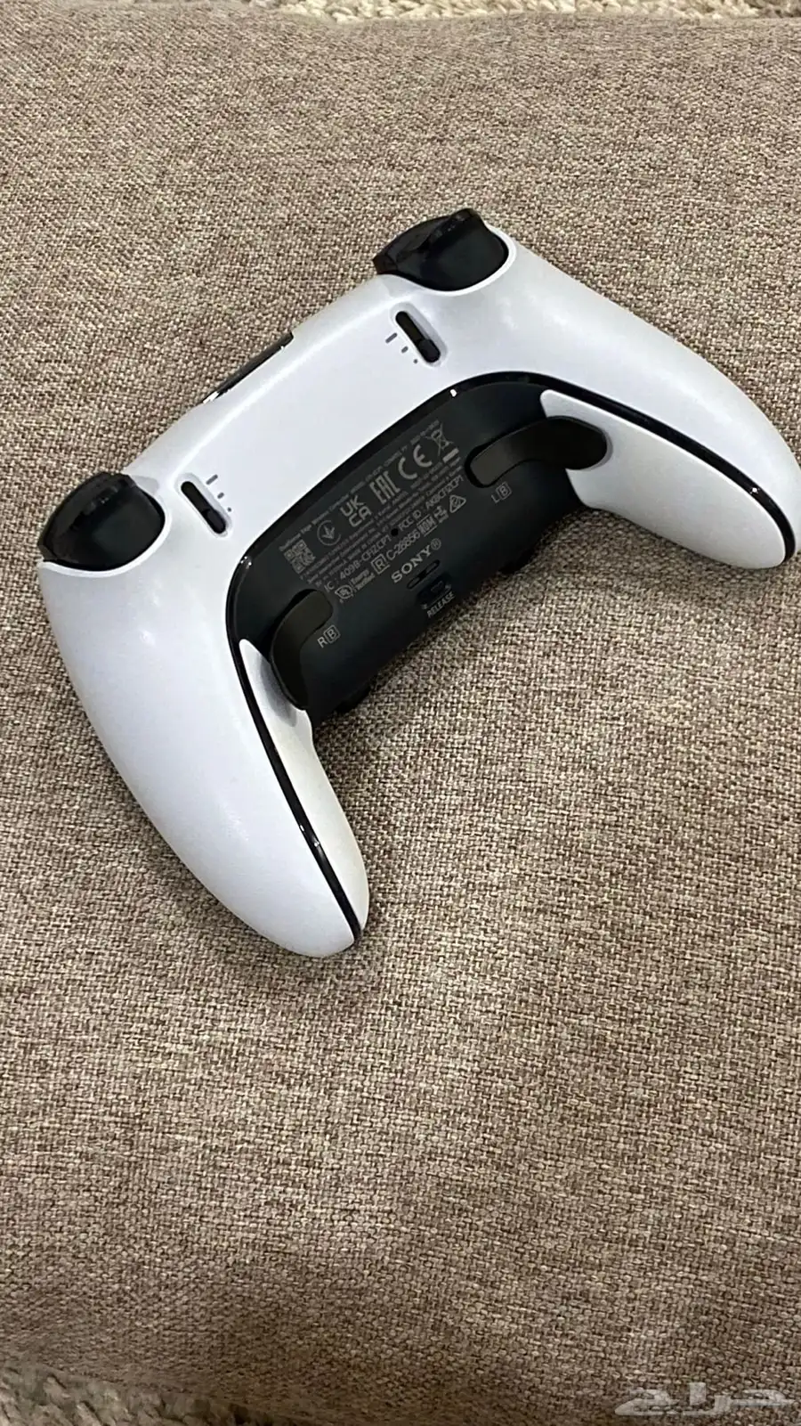 يد كنترول احترافي ايدج PS5 و قطعة كرونس 2