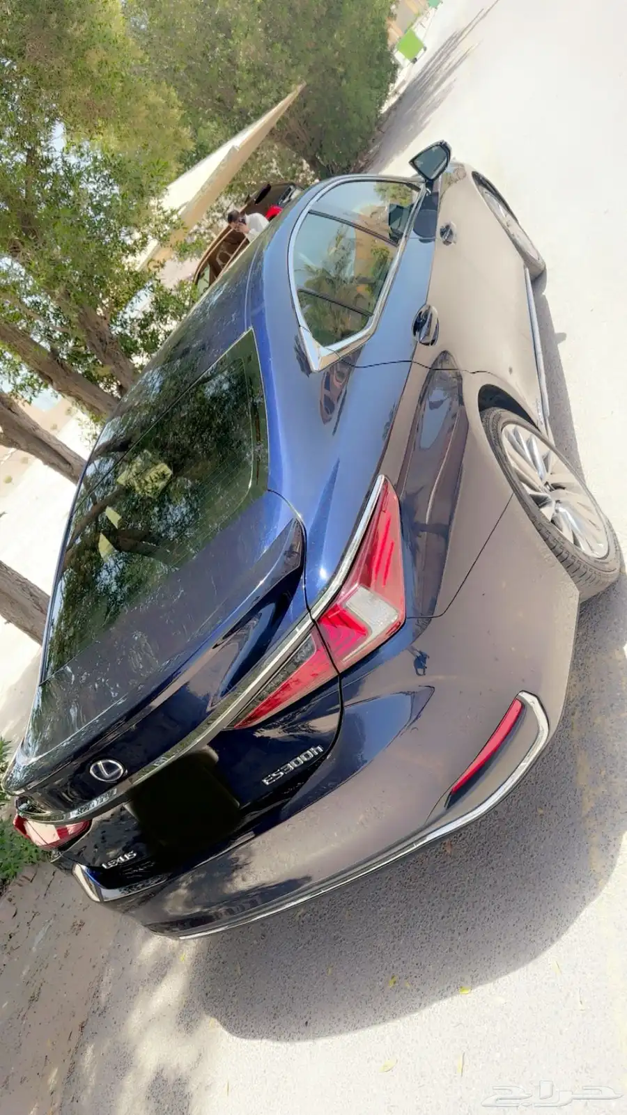 للبيع لكزس ES 300h هايبرد عبداللطيف جميل ممشى 35 ألف فقط 6