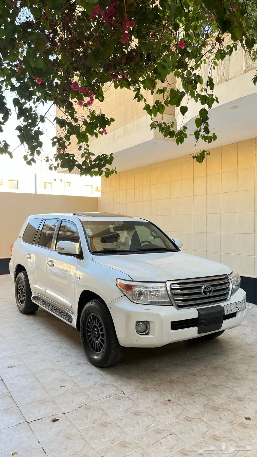 لاندكروزر VX.R 5.7 3