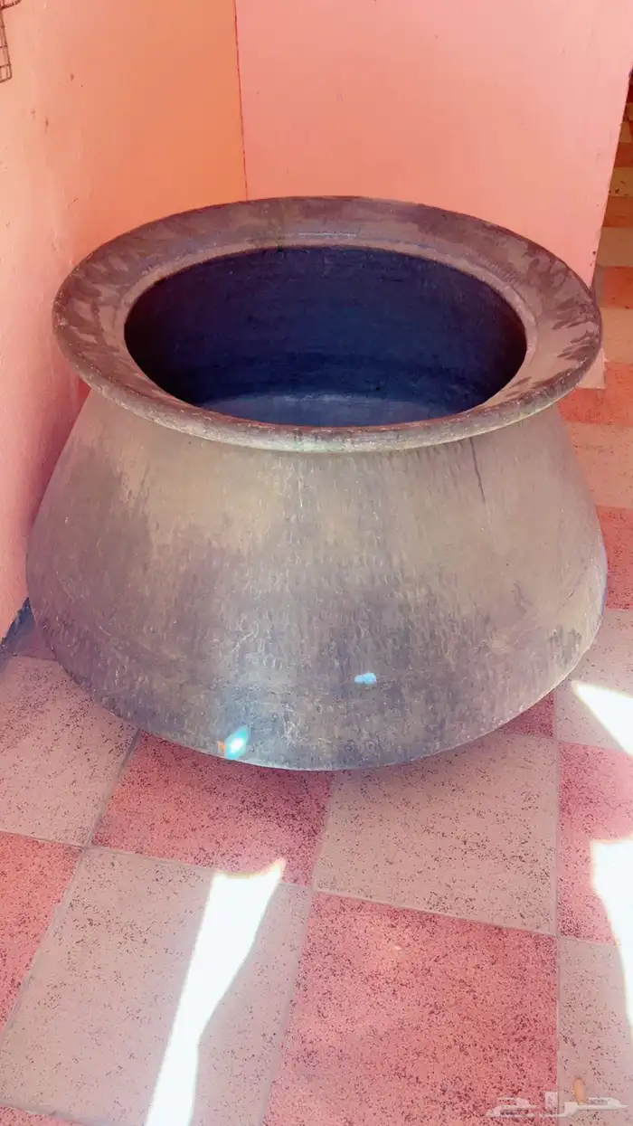 قدر نحاس كبير و قديم 3