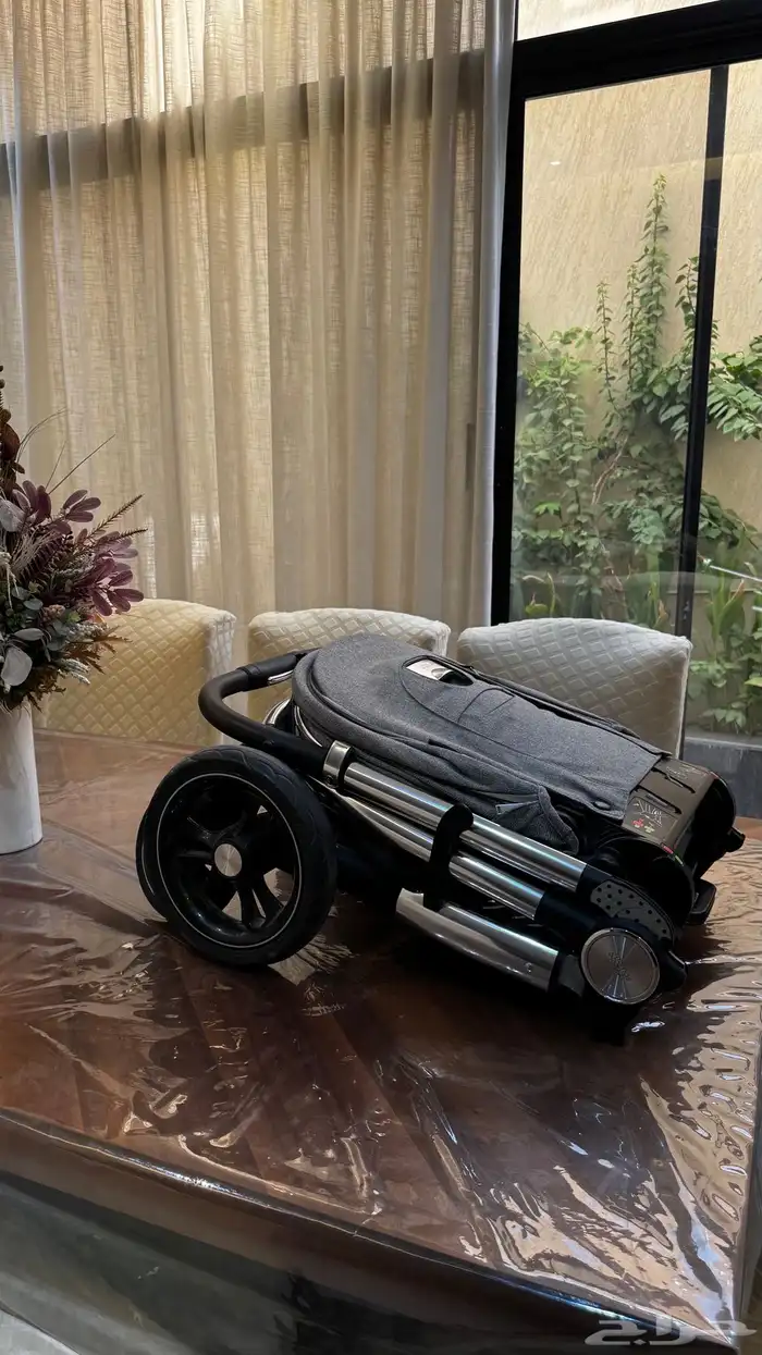 عربة اطفال 1