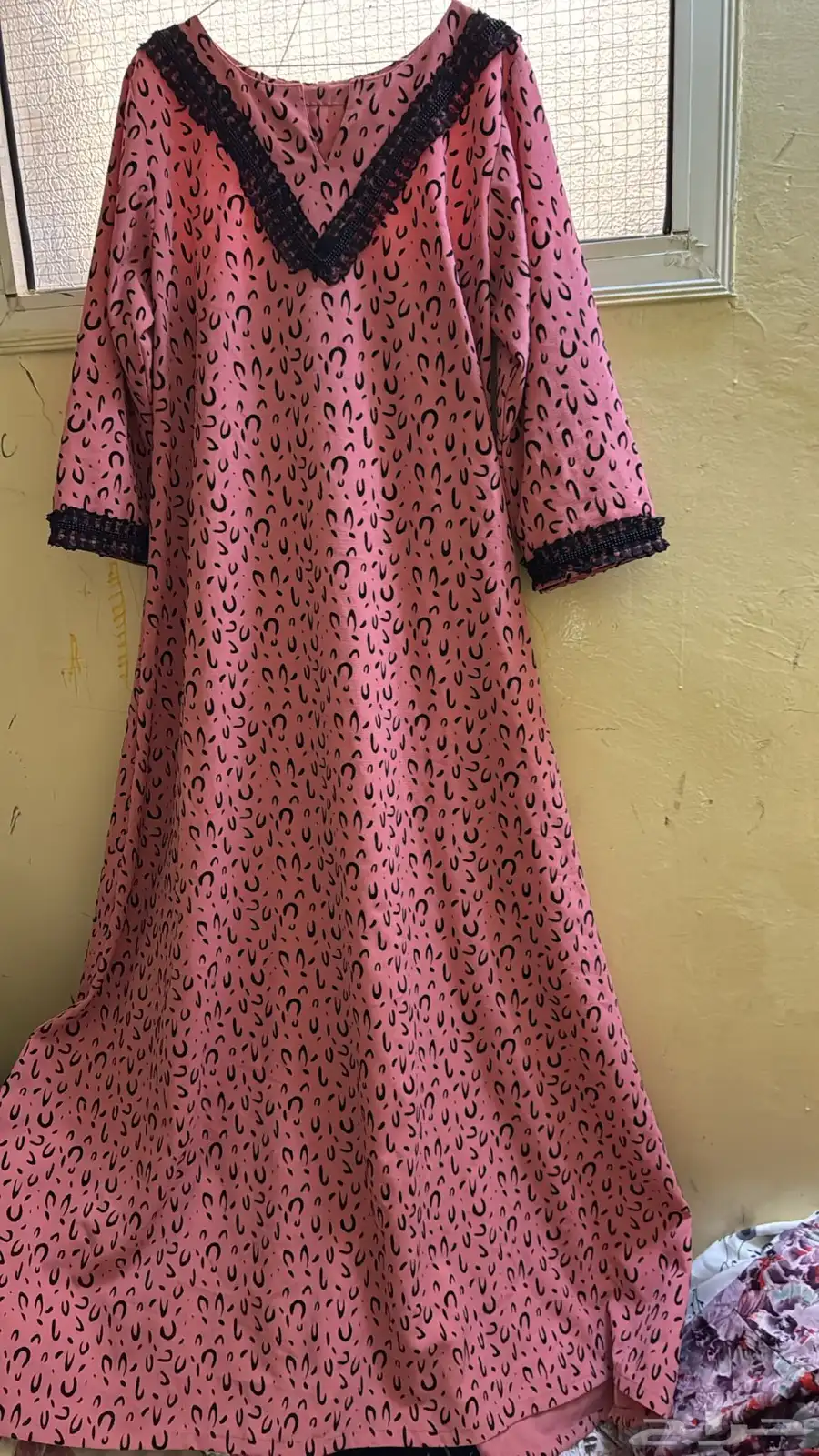 جلابيات مستعملة شبه جديدة 73