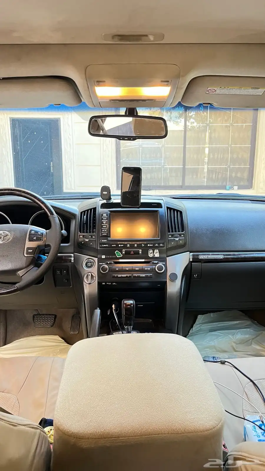 لاندكروزر VX.R 5.7 10