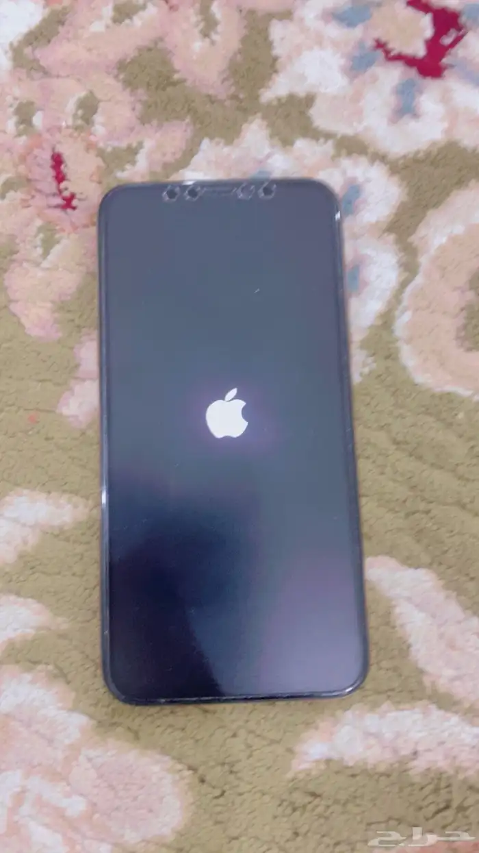 جوال ايفون xs ذهبي 256 جيجا 0