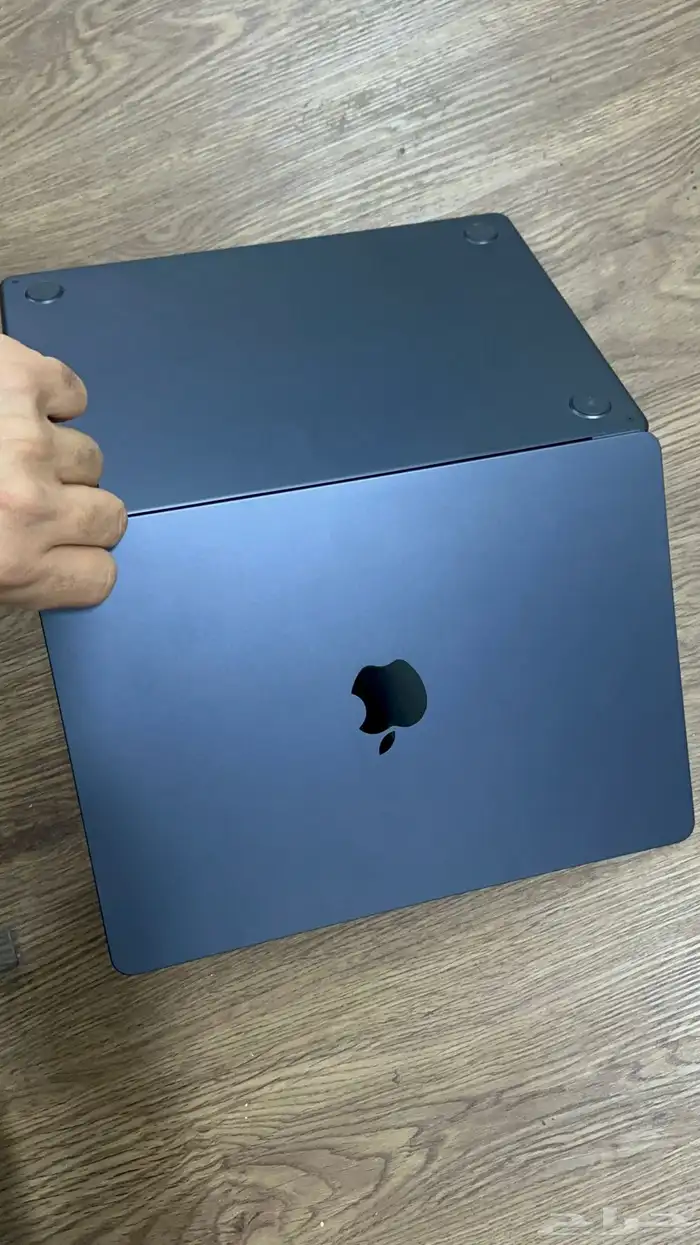 MacBook Air M2 2022ماك بوك اير 0