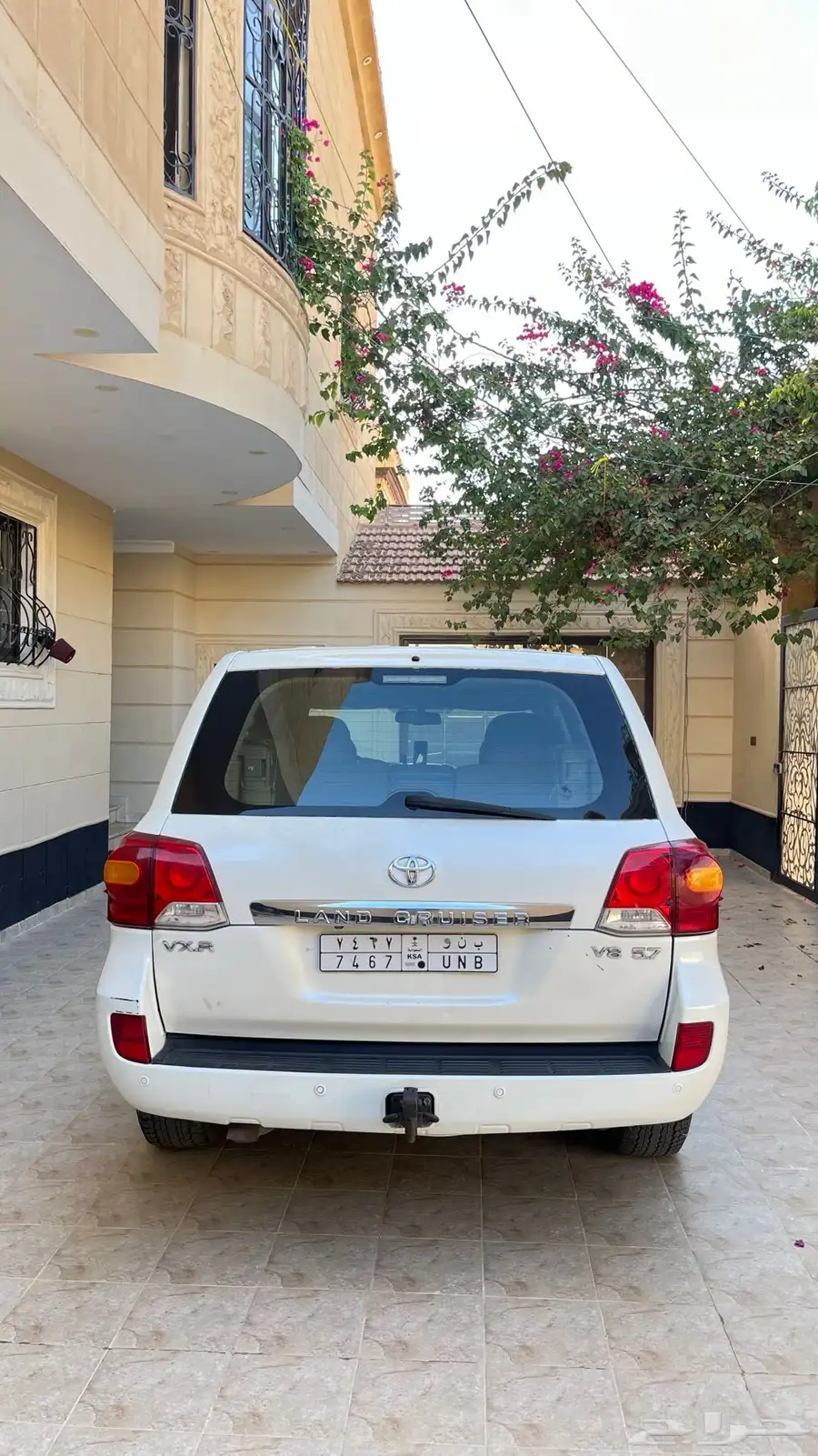 لاندكروزر VX.R 5.7 1