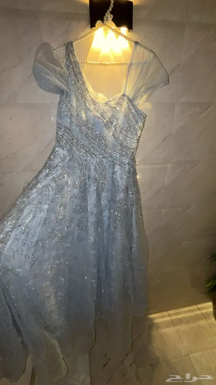 فستان شبه جديد 1