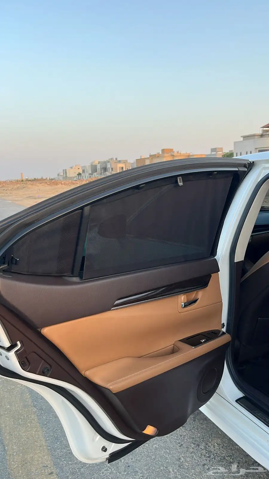 لكزس es350 2016 26