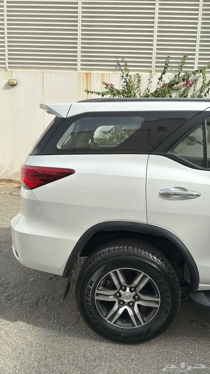 فورشنر 2023 (VX1) ممشى قليل 7