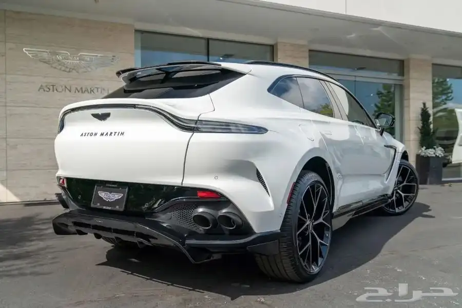 استون مارتن دي دبي اكس 2024 Aston Martin DBX 707 2