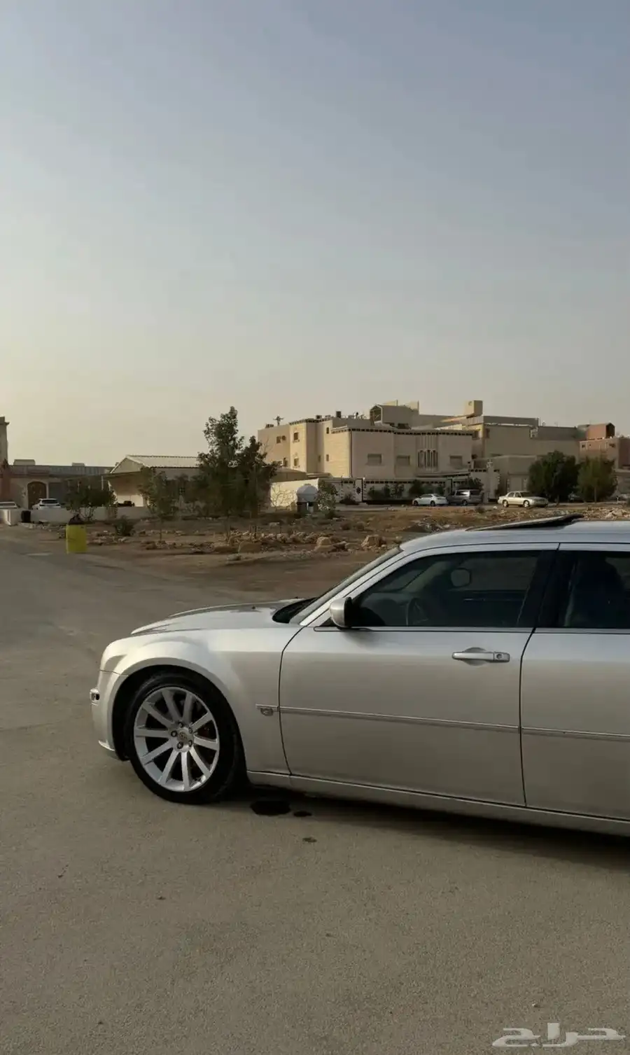 SRT للبيع 4