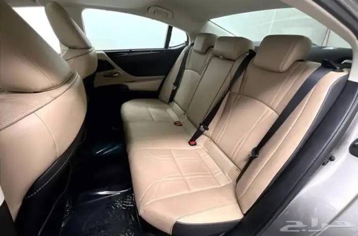 لكزس الترا لاكجرى LEXUS ES 300H ULTRA LUXURY موديل 2021 11