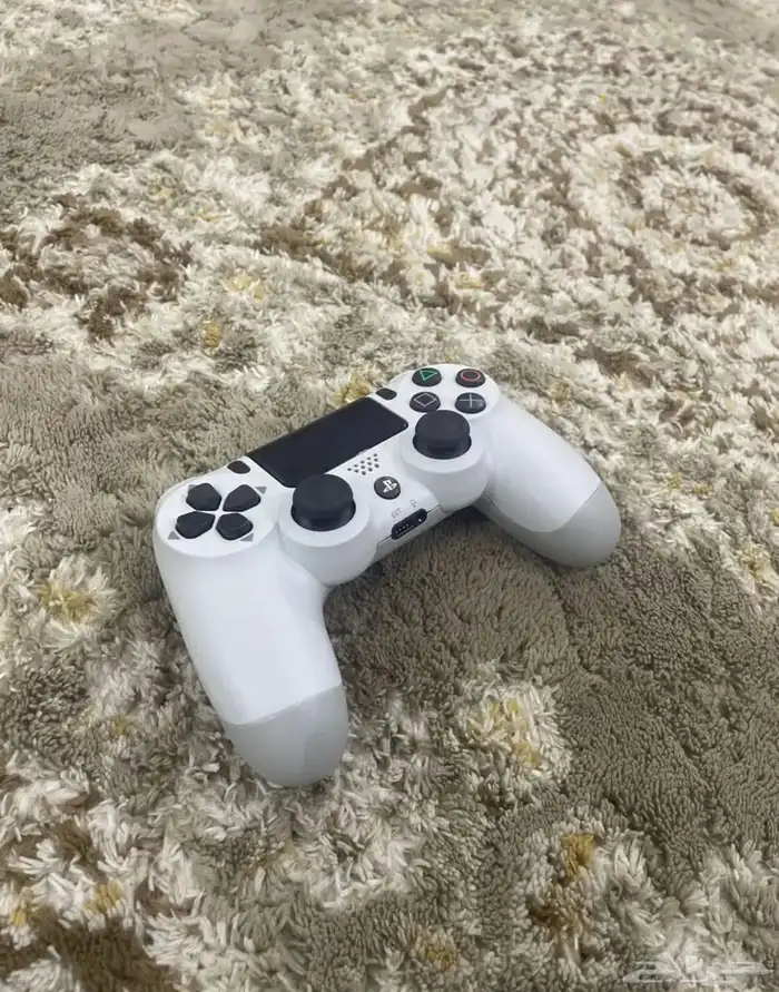 يد بلايستيشن 4 3