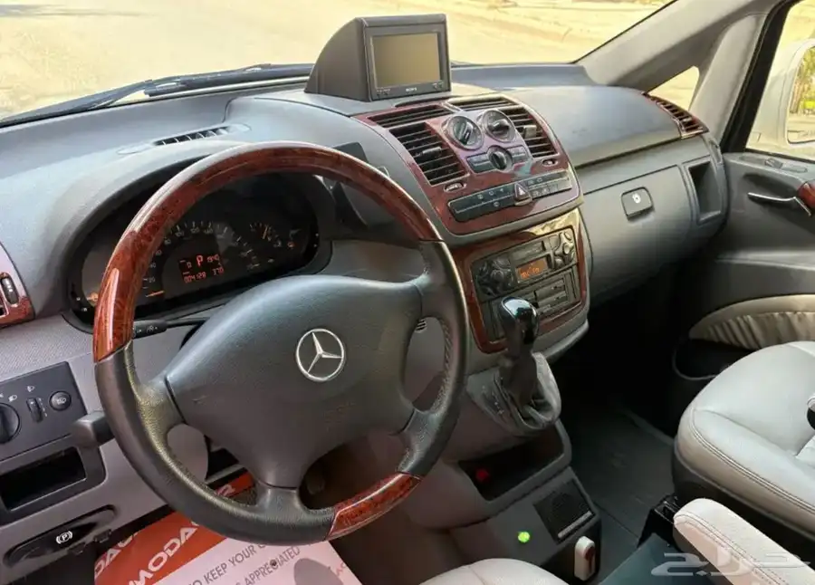 مرسيدس فان فيتو مخزن ممشى 4000 24