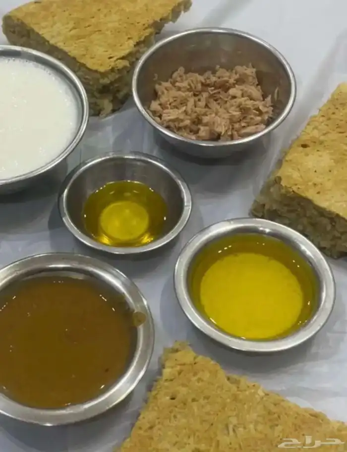 سمن بقر شغل الوالده نظيف فيه كيلو ومعه علبة قشد 2